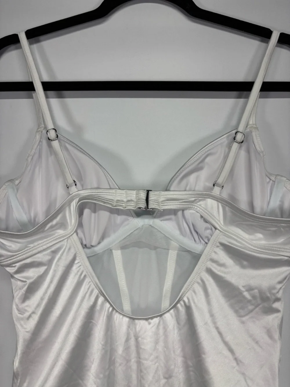 ✨Cupshe Beach Goddess Corset Underwire One-Piece Swimsuit Size M-NWT 🏷️ - Picture 8 of 12